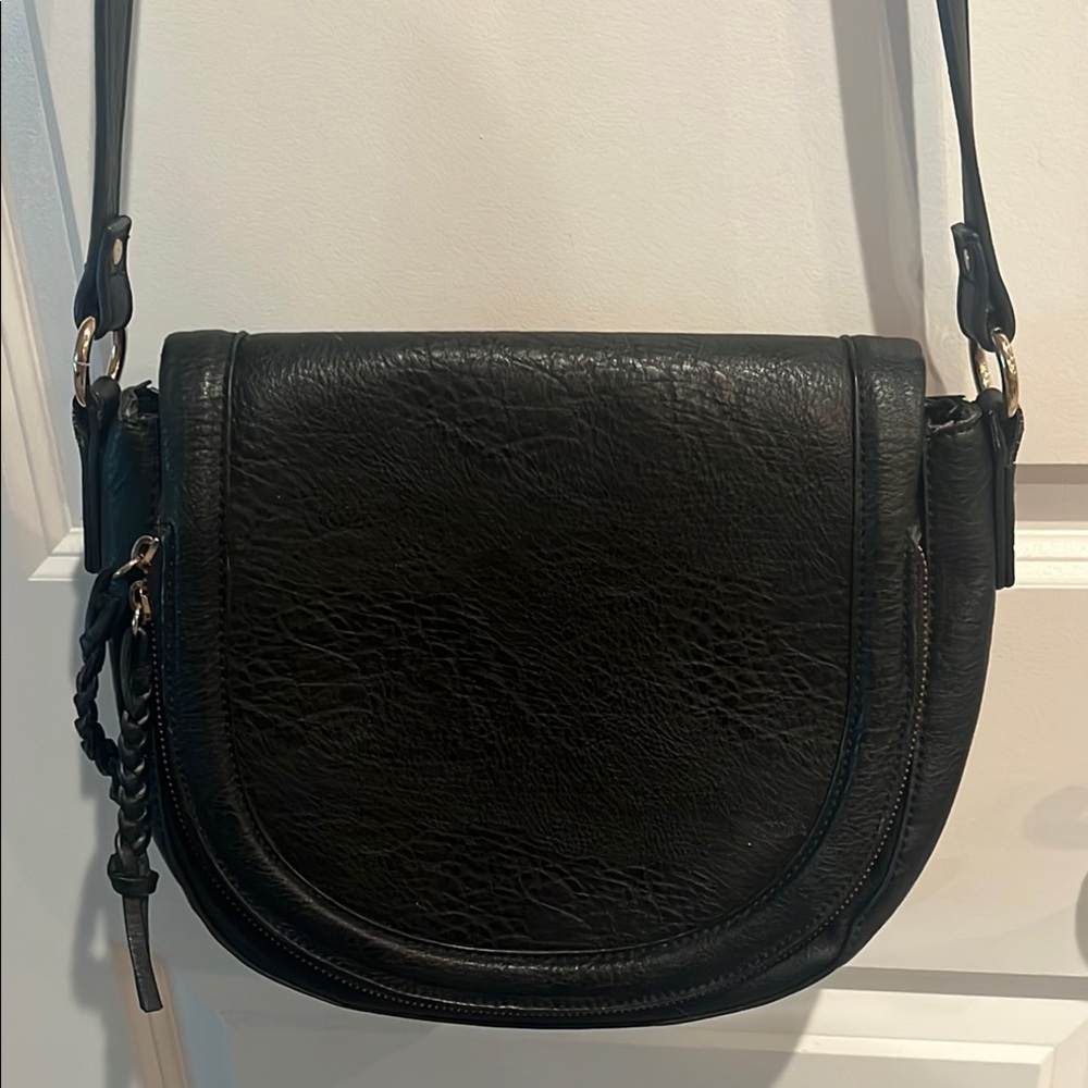 Sole Society Black Crossbody Bag with Timeless Design